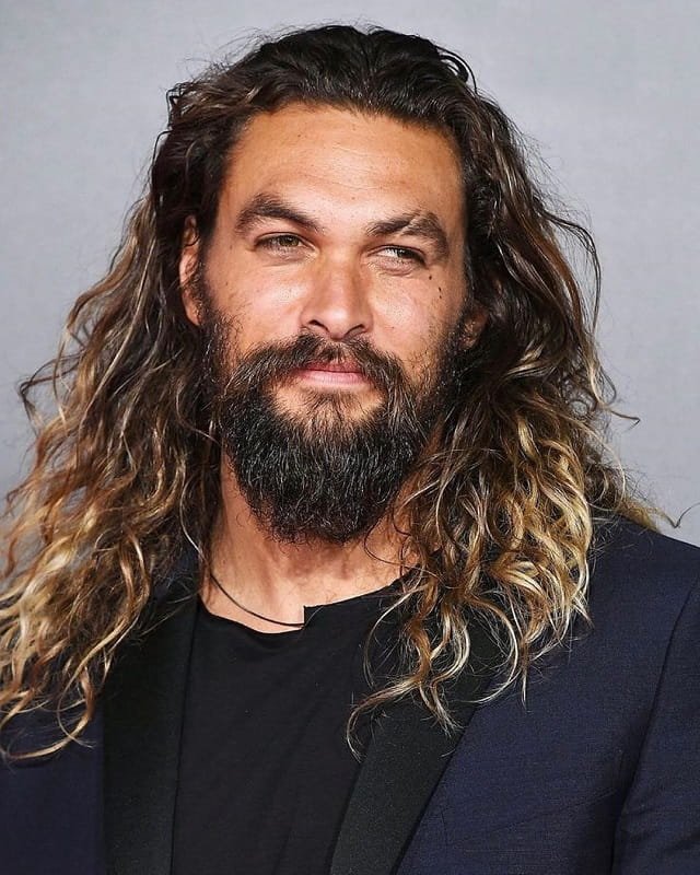 long and messy blonde hair for men