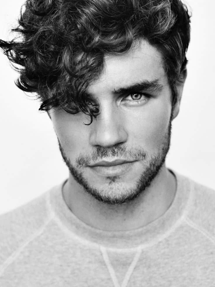 mens curly hairstyle