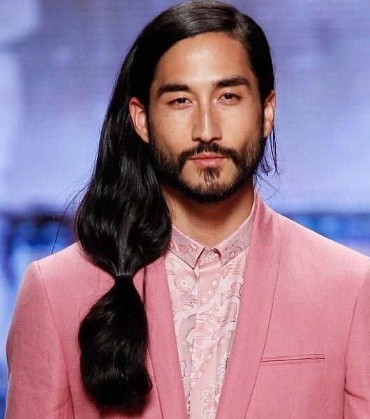 men's ponytail hairstyle