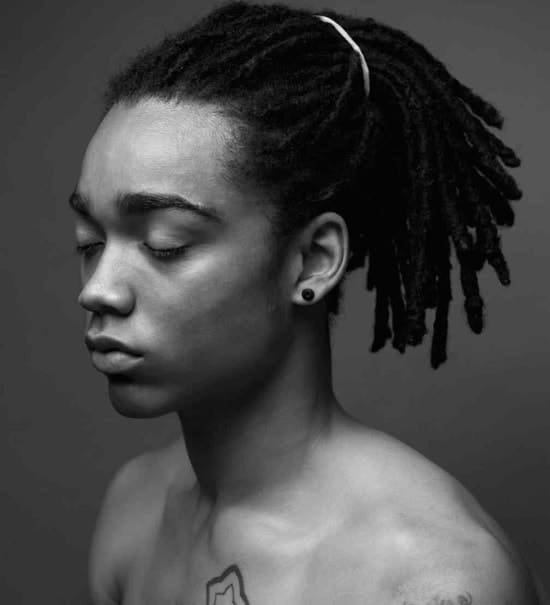 men's ponytail hairstyle